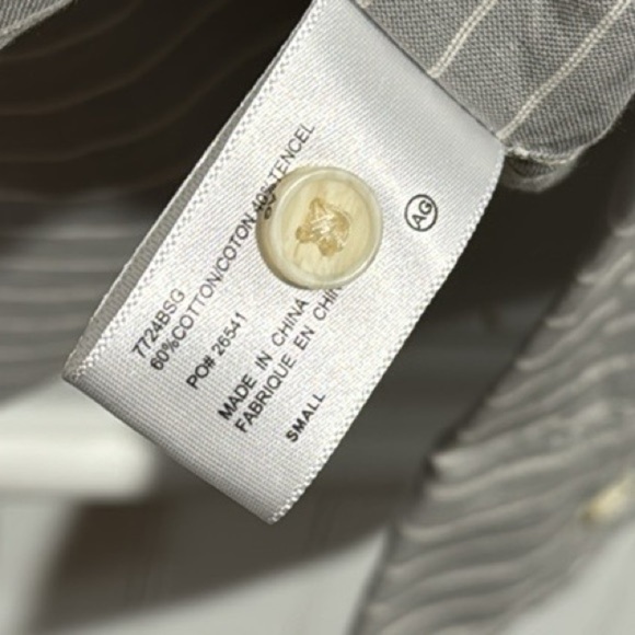 adriano goldschmied ag gray striped men’s‎ small NEW soft button down - Picture 6 of 6